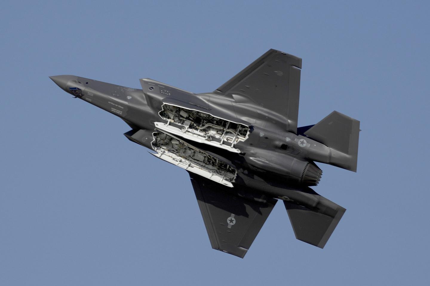 Greece signs deal to buy 20 U.S.-made F-35 jets from Lockheed Martin for $3.5 billion