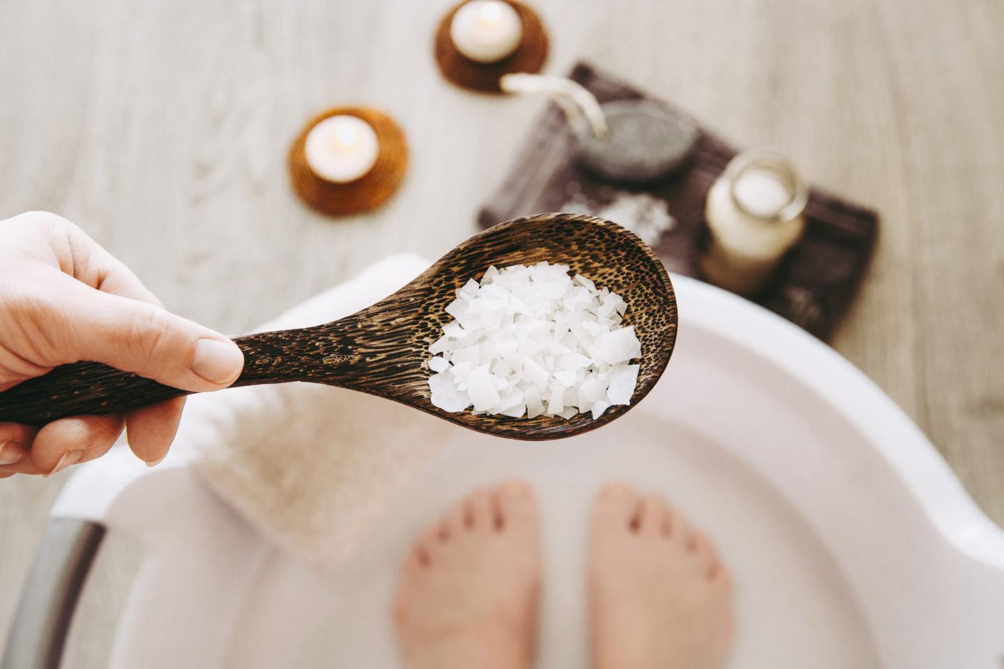 How bathing in magnesium flakes can reduce stress and boost mood