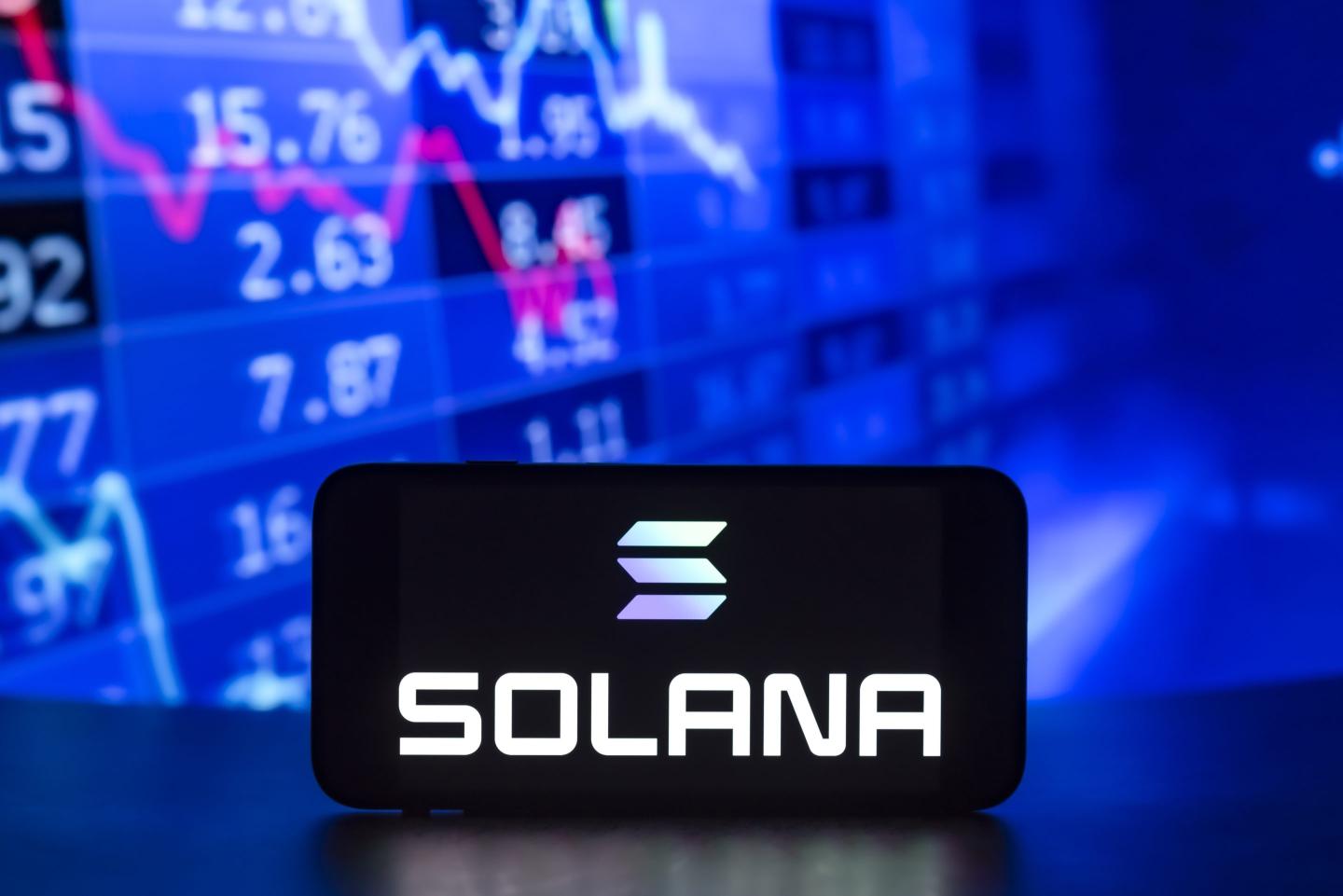 Solana and XRP jump over 20% in week, lifted by Trump’s electoral chances