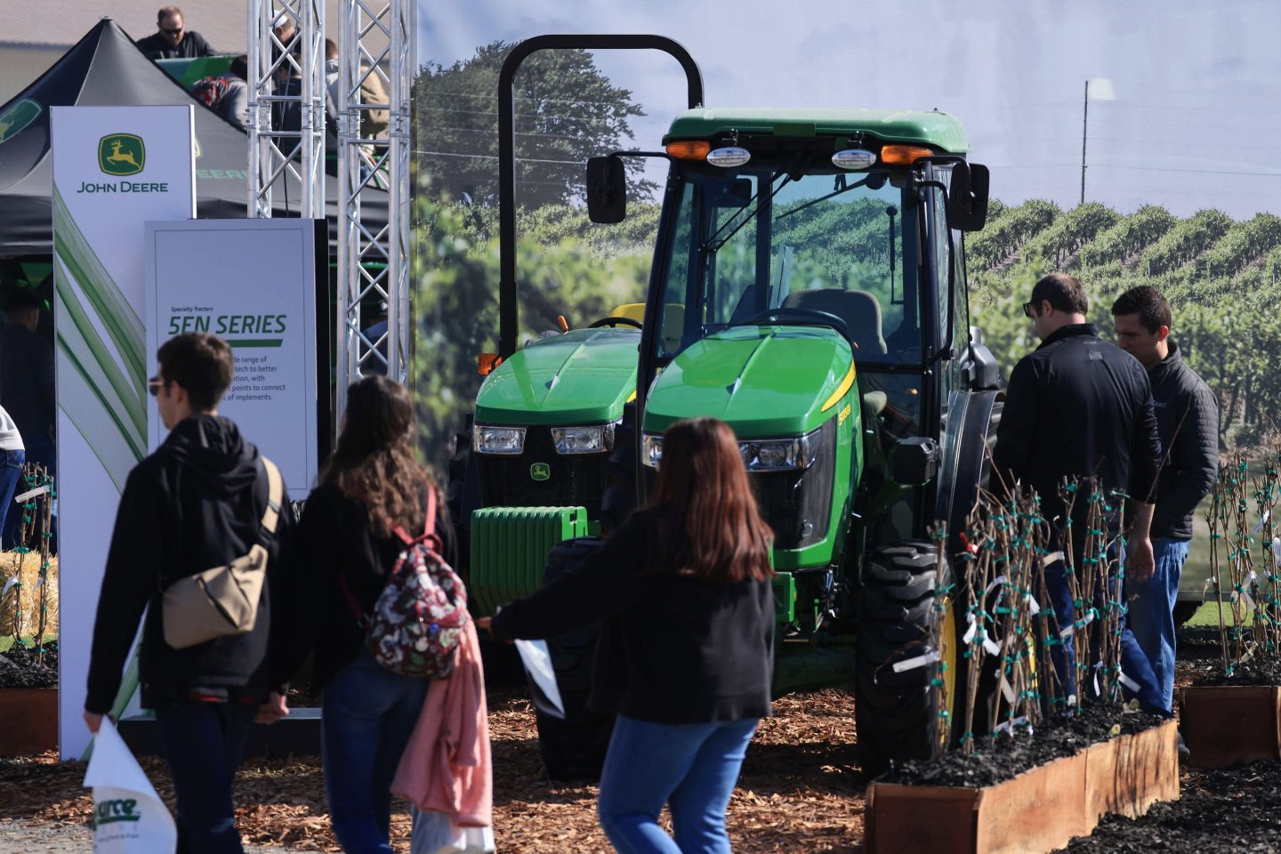 John Deere 5EN Series tractors at the World Agriculture Expo