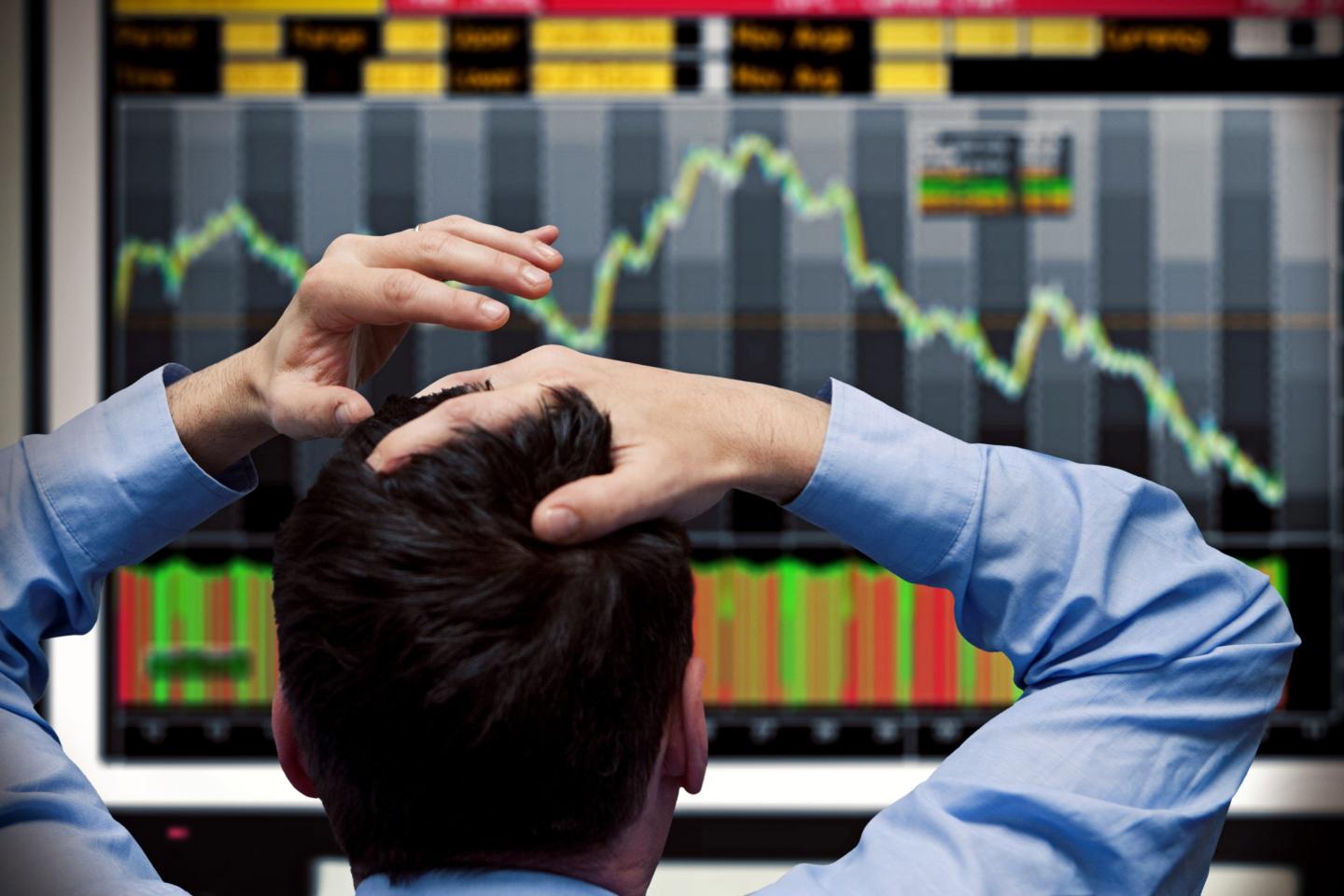 Global tech glitch sinks Wall Street as S&P 500 logs worst week since April