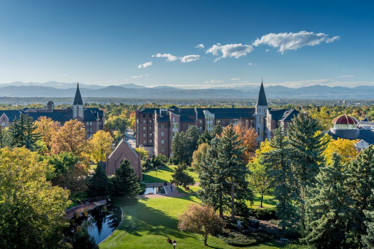 32. University of Denver (Daniels)