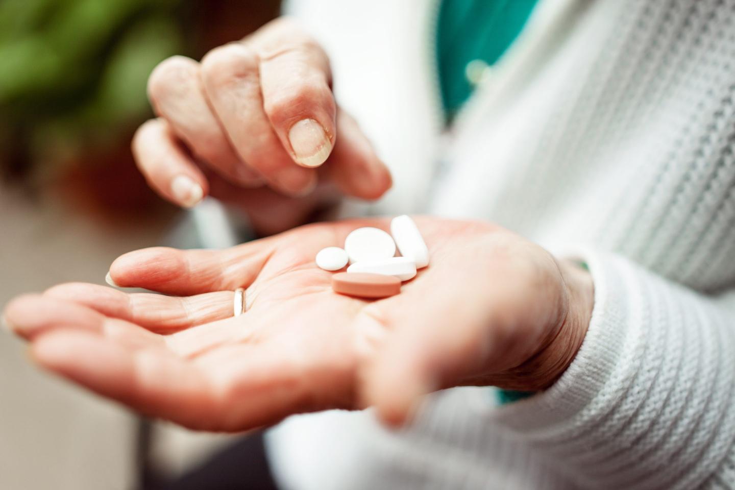Medicare costs significantly lowered on popular prescription drugs for cancer, diabetes, heart disease and arthritis