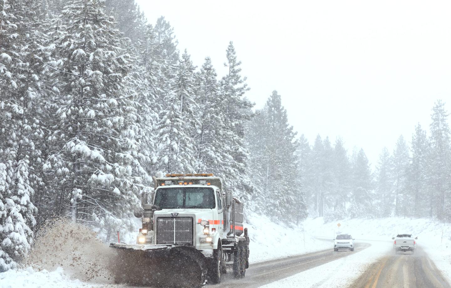 California braces for possible ultra-rare August snow