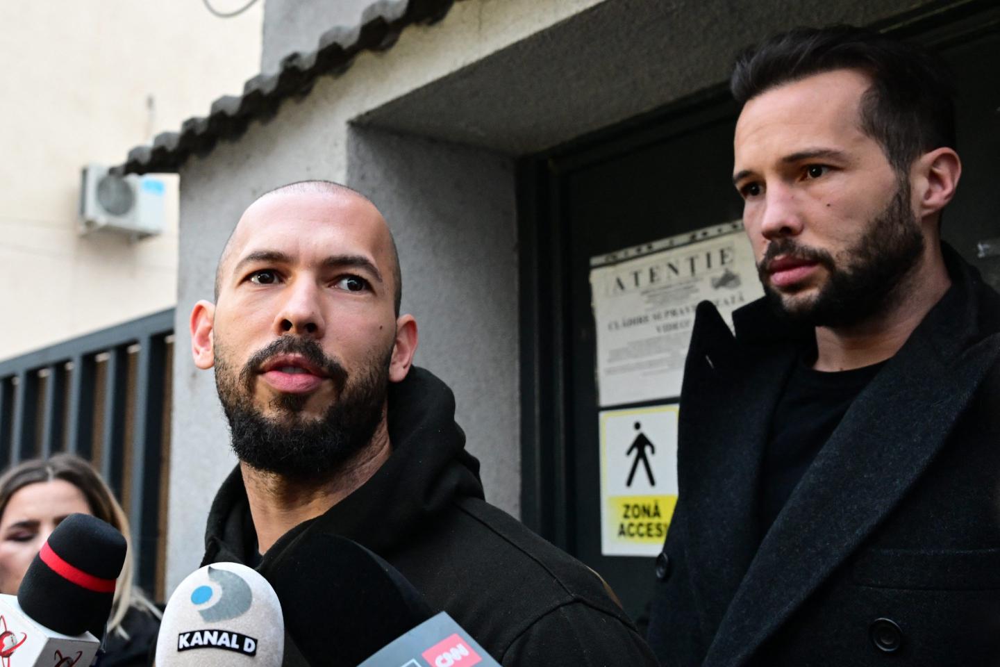 Controversial influencer Andrew Tate (L) and his brother Tristan Tate (R).