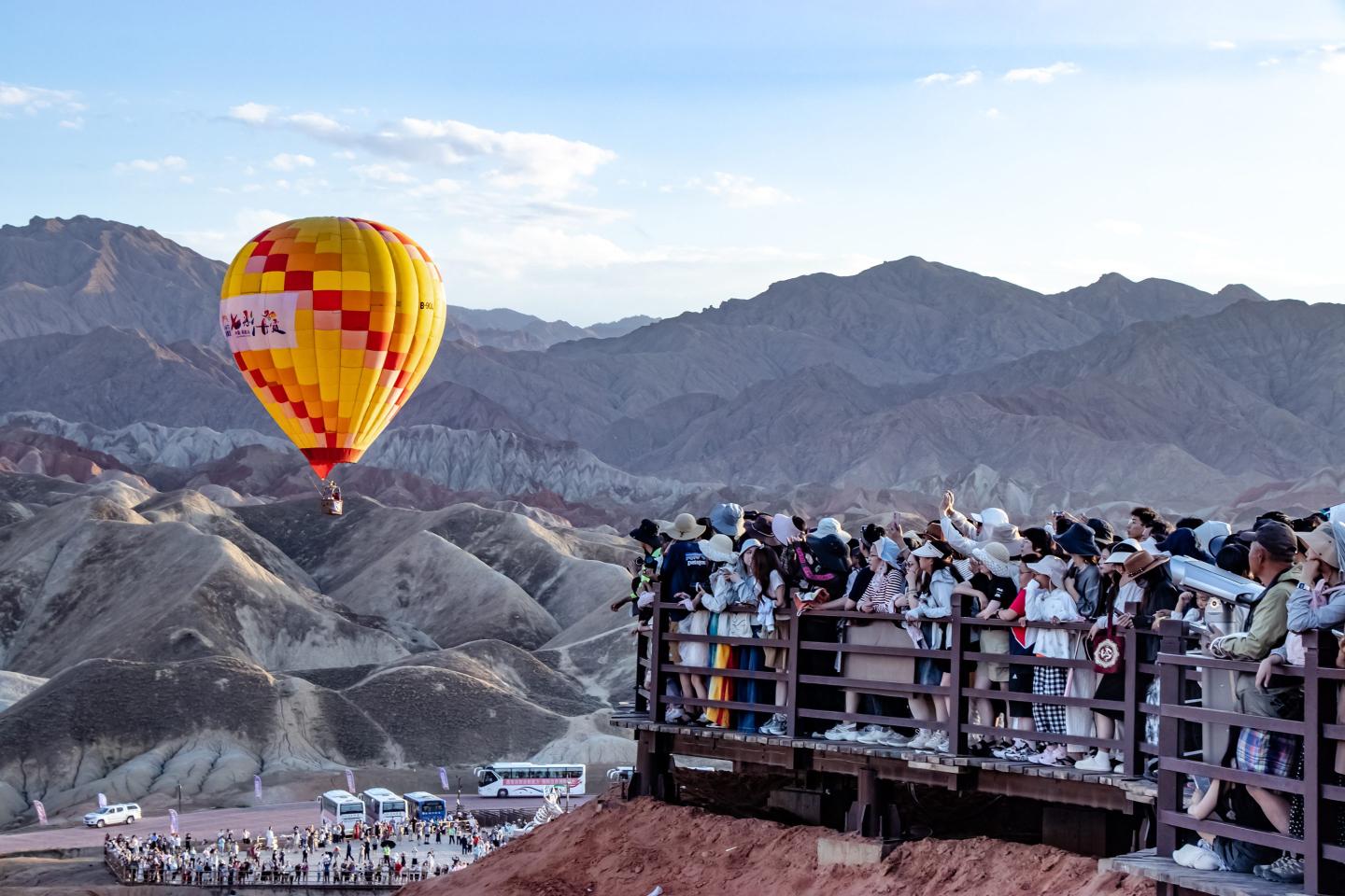 hot air balloon