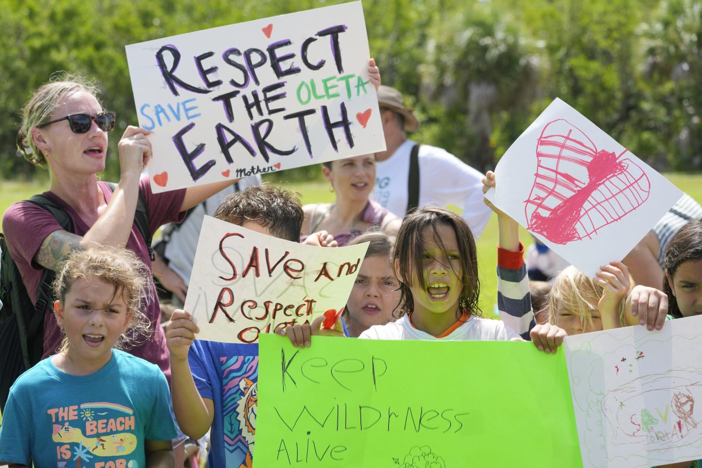 Single dad says exposing ‘egregious’ proposal to turn Florida parks into golf courses got him fired