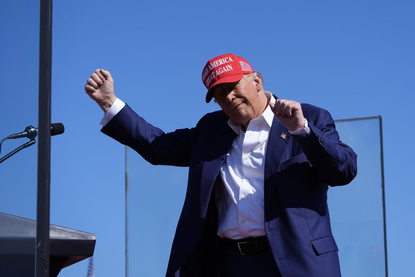 Donald Trump dances