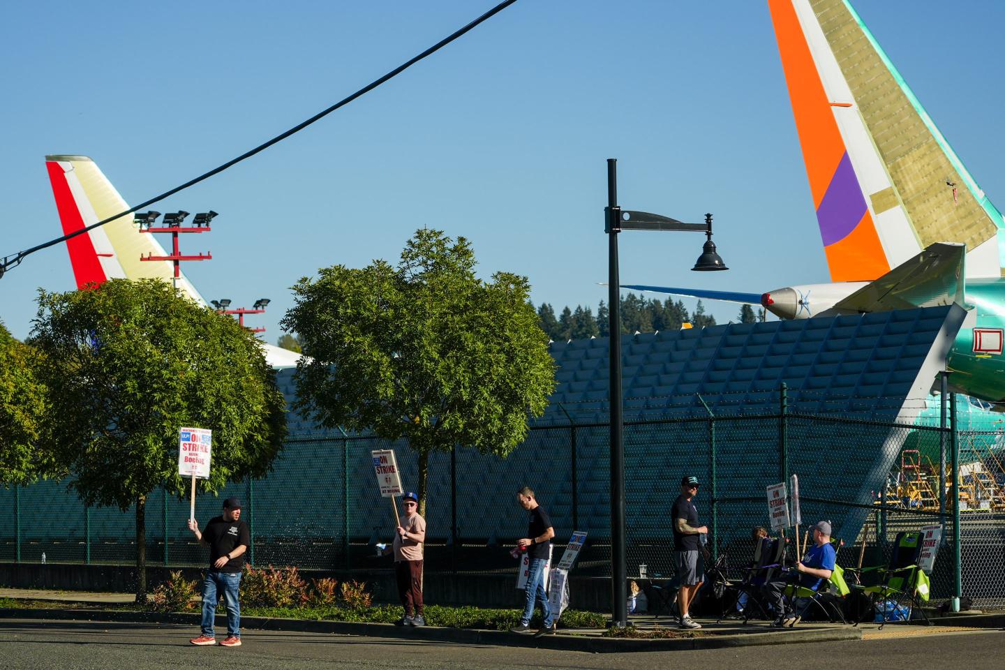 Boeing employees on picket line