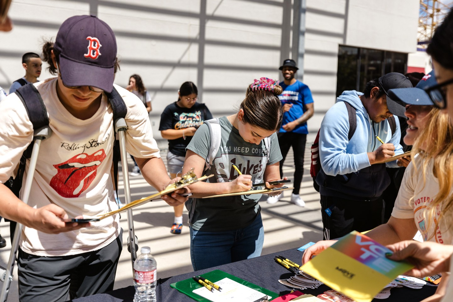 Community college students register to vote.