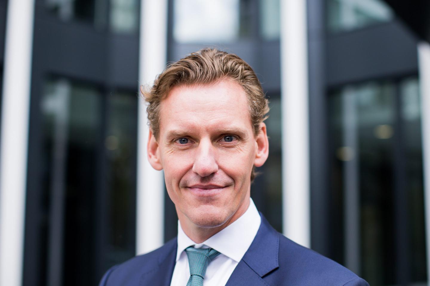 "Together with DSV, our goal is to transform the industry and build a truly global market leader with joint European roots for the best of our employees and our customers," Schenker CEO Jochen Thewes said.