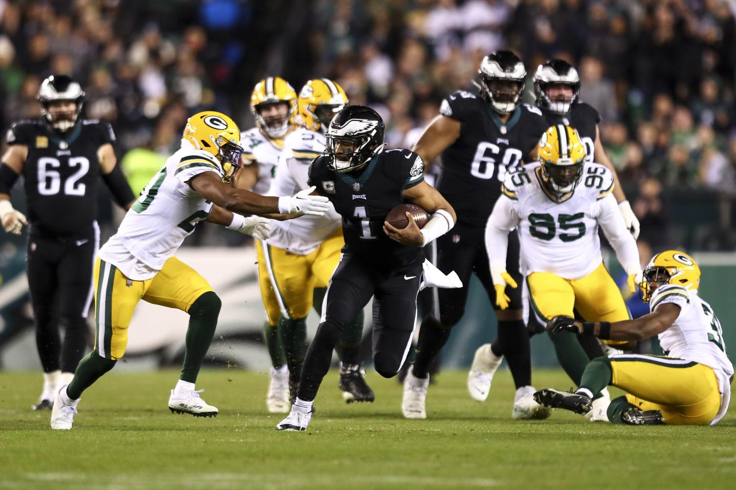 How to watch Friday’s streaming-exclusive NFL game live online for free—and without cable
