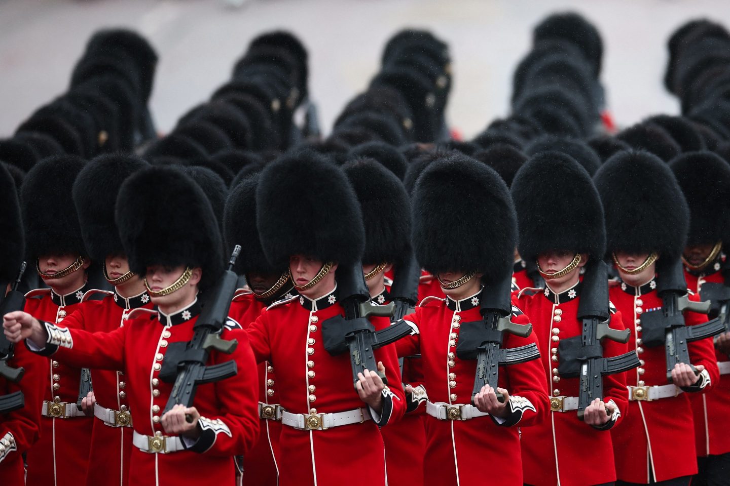 British royal guards outside Buckingham Palace