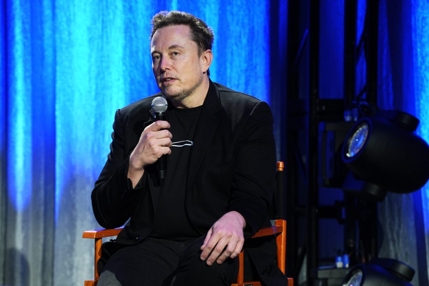 Elon Musk speaks at The Prostate Cancer Foundation (PCF) Annual Hamptons Gala at Parrish Art Museum on August 24, 2024 in Water Mill, N.Y.