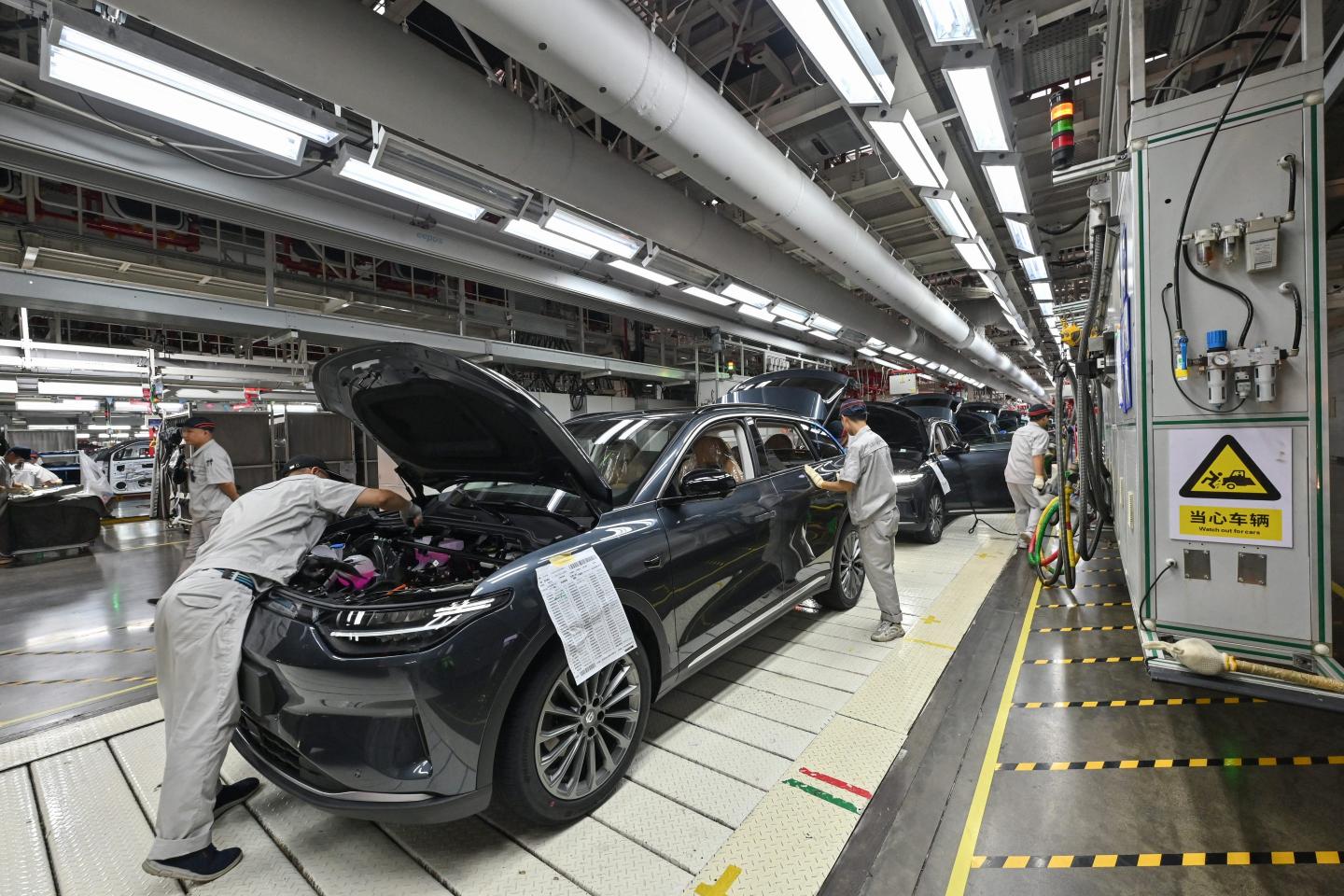 Beijing warns U.S. against taking ‘discriminatory actions’ after reports of new trade ban on cars with Chinese tech