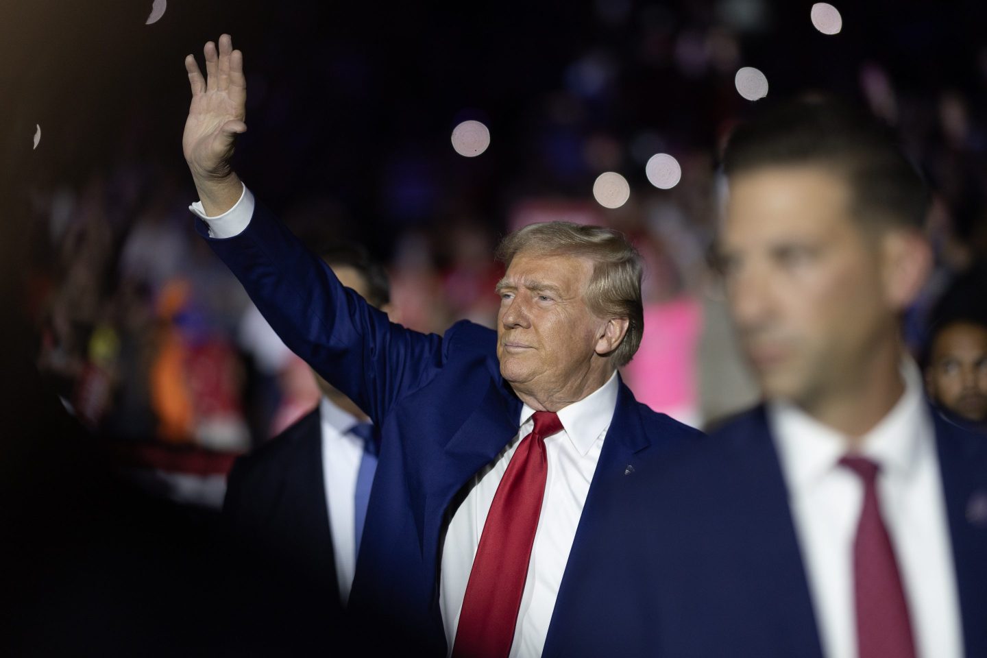 Donald Trump waves