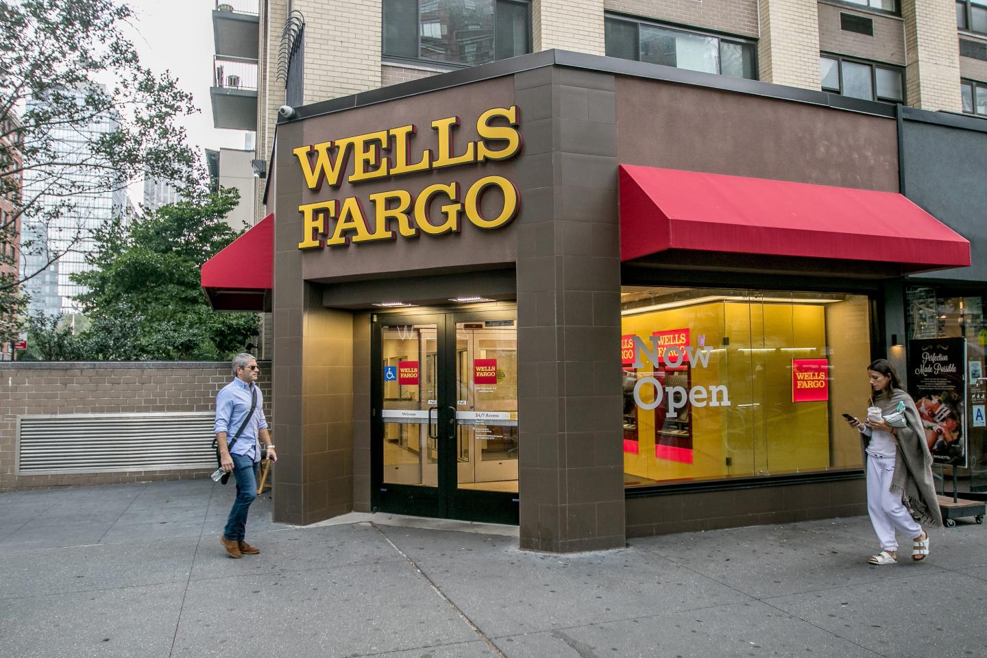 Wells Fargo employee dying at her desk ‘sheds light on the reality of what it means’ to work at the bank, says union