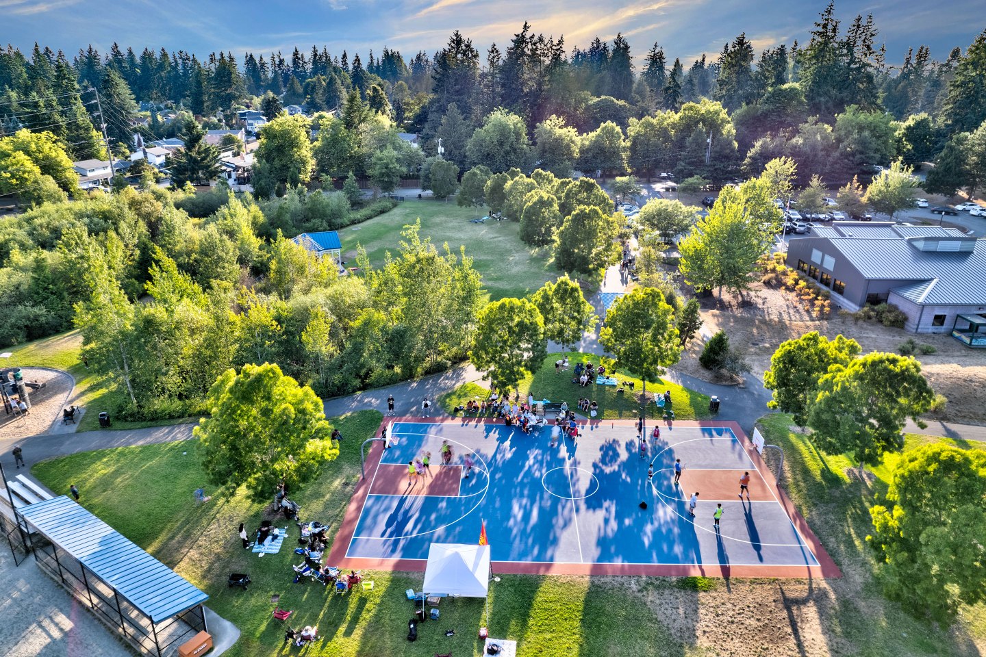 Shoreline is a bedroom community in the greater Seattle area located between Puget Sound and Lake Washington.