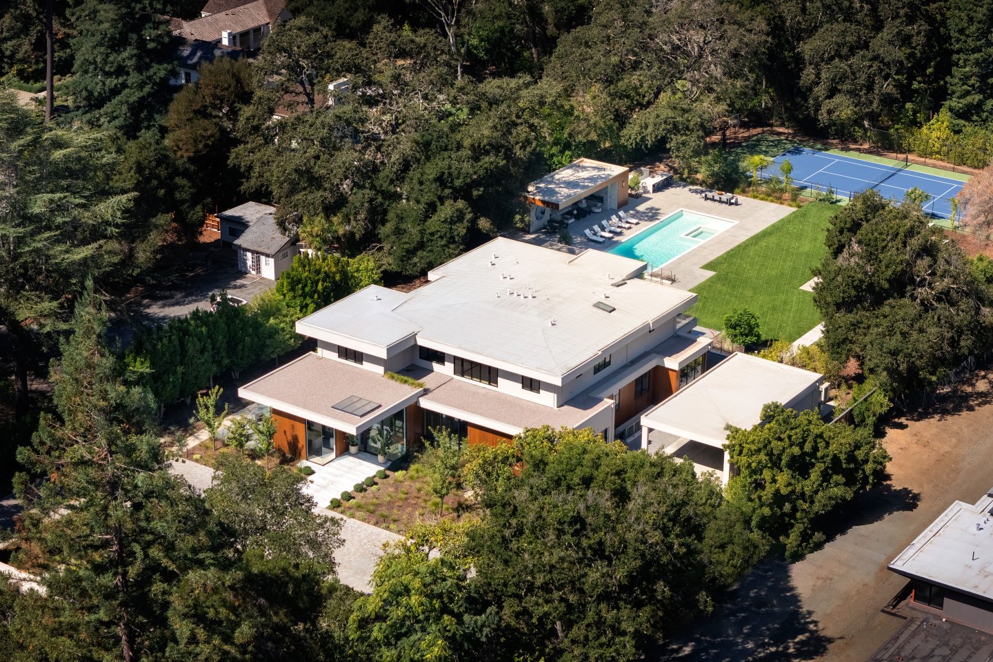 An aerial view of the mansion.
