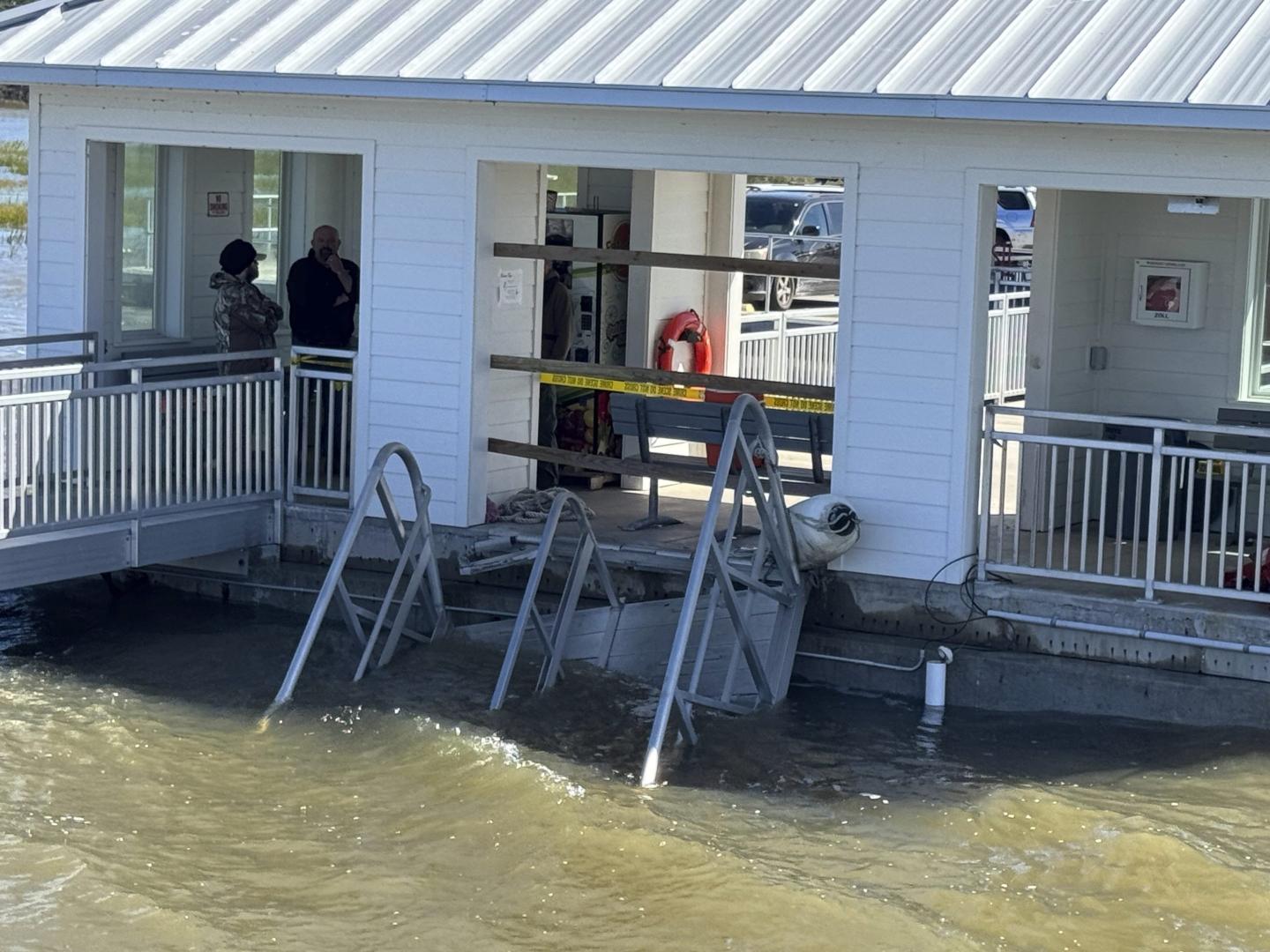 Georgia islanders rush to rescue survivors as dock walkway collapse kills 7 after annual Gullah festival