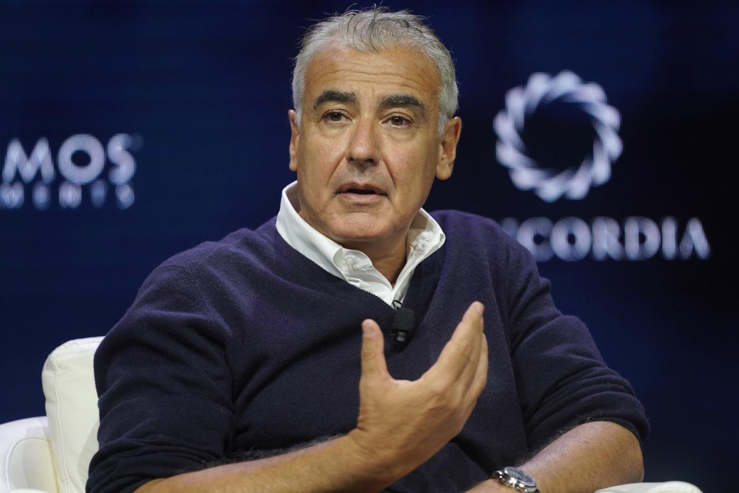 Married CEO denies allegations he forcibly kissed and groped an ex-employee—’Don’t you want to be with me?’ lawsuit claims