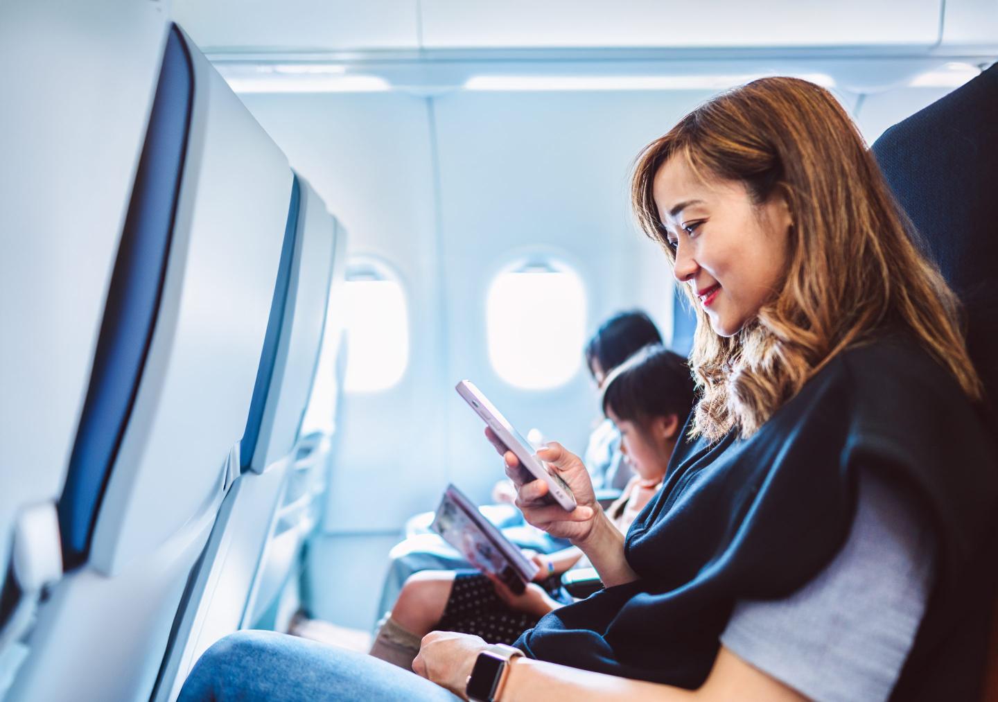 Air France, United and others race to offer free onboard Wi-Fi as travellers demand ‘Netflix in the sky’