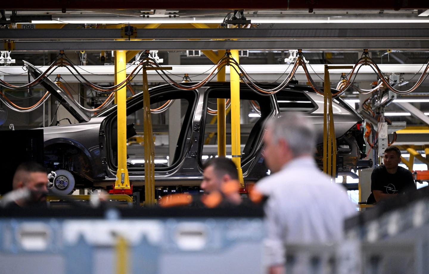 German industrial production rebounds on volatile car output