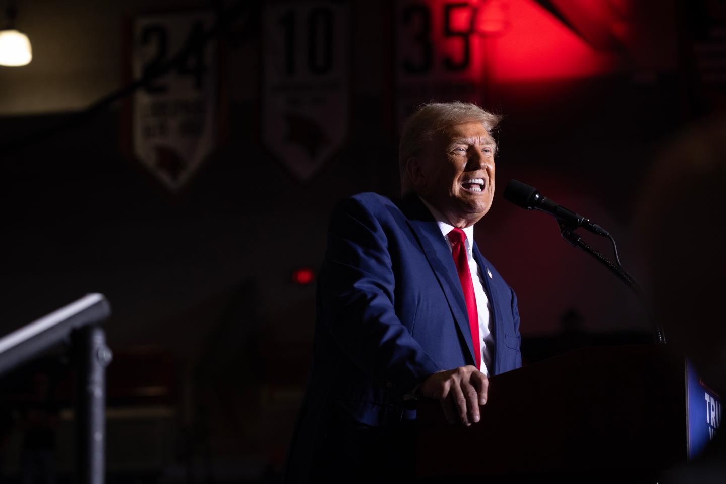 Trump’s odds have surged over the past week and he now holds a 2-vote electoral college lead, says prominent data scientist
