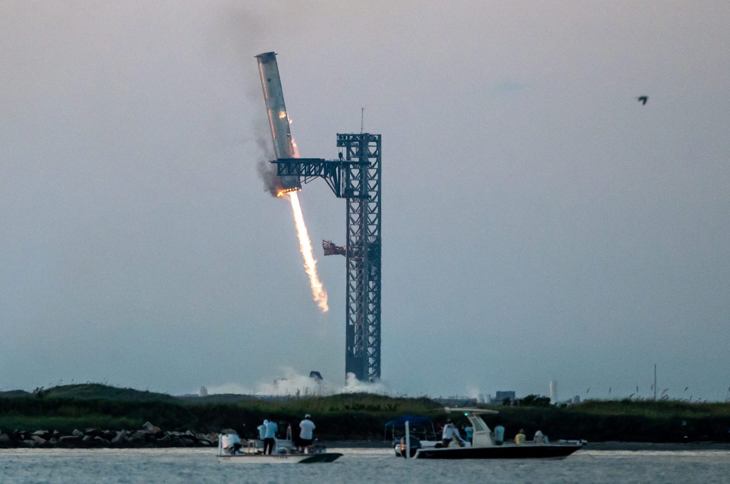rocket lands at launchpad
