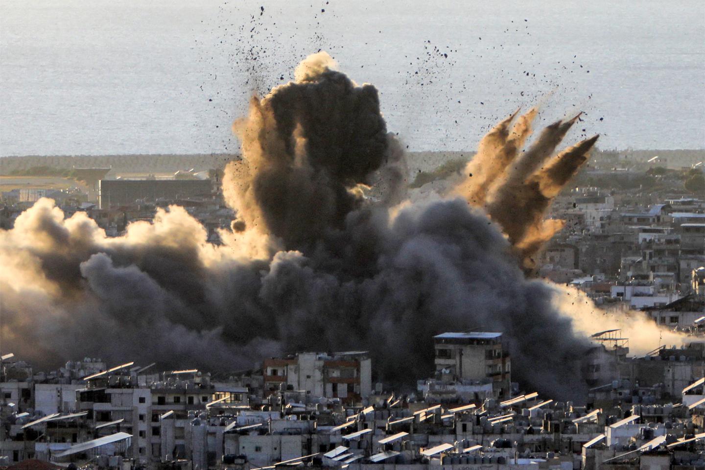 explosion in city