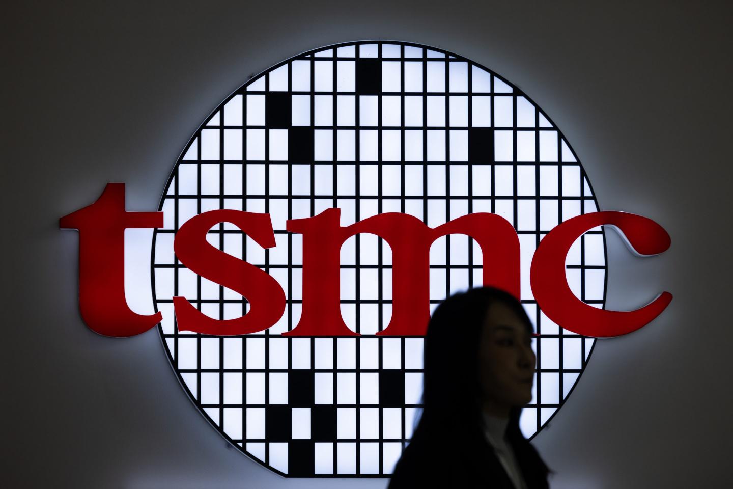 TSMC cuts off a customer that was secretly funneling chips to Huawei
