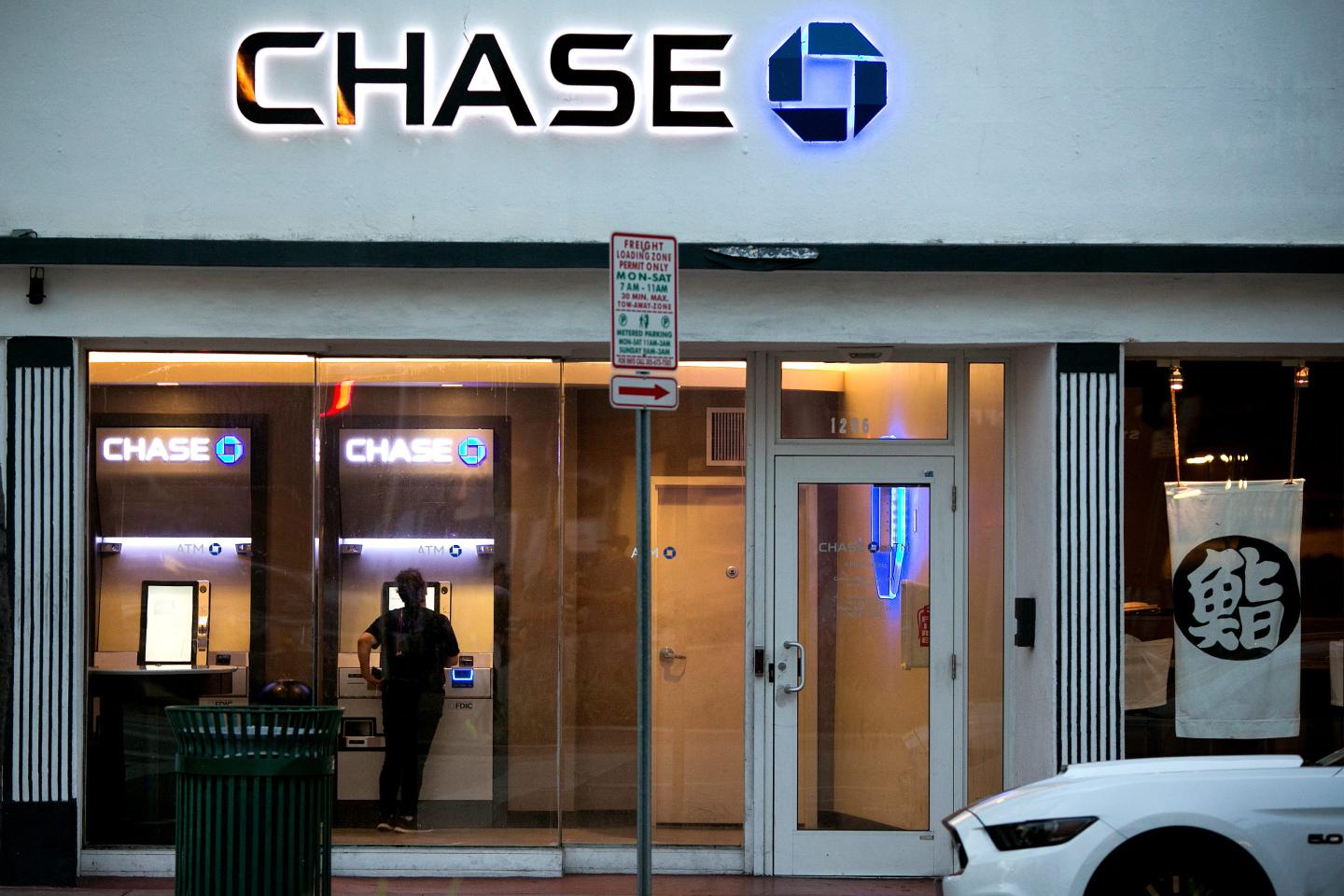 A JPMorgan Chase customer