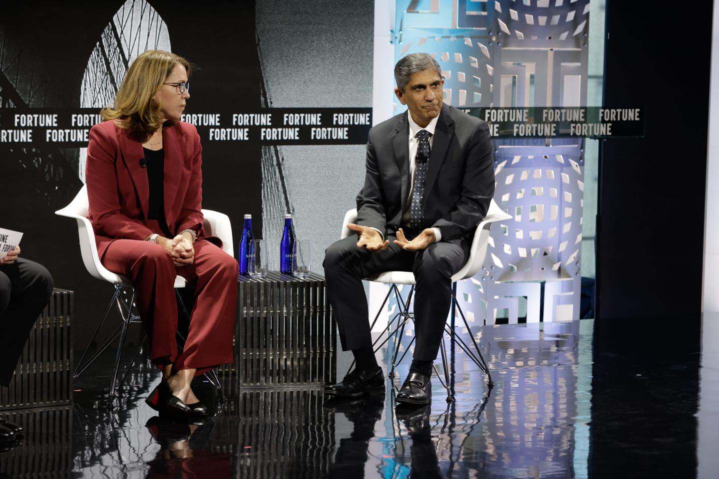 Honeywell’s CEO predicts ‘doomsday’ for companies that don’t embrace AI. Here’s his secret to using the technology effectively