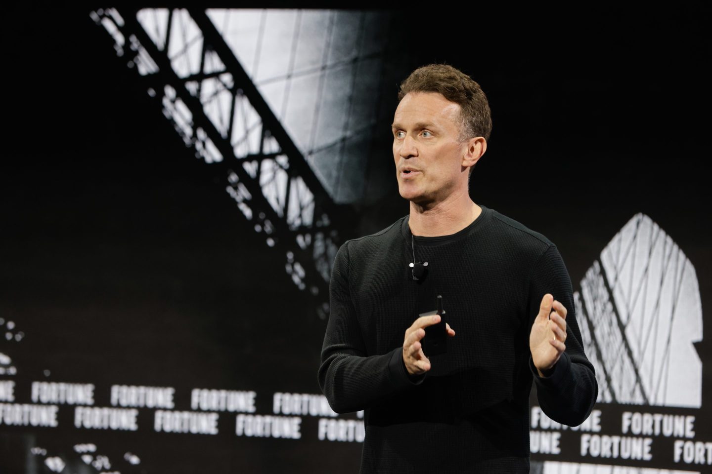 Synchron CEO Dr. Tom Oxley giving a lecture