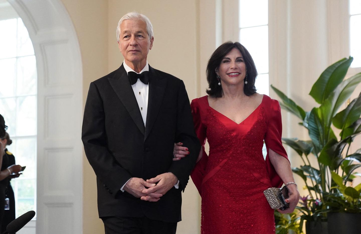 CEO of Chase Jamie Dimon (L) and wife Judith Kent