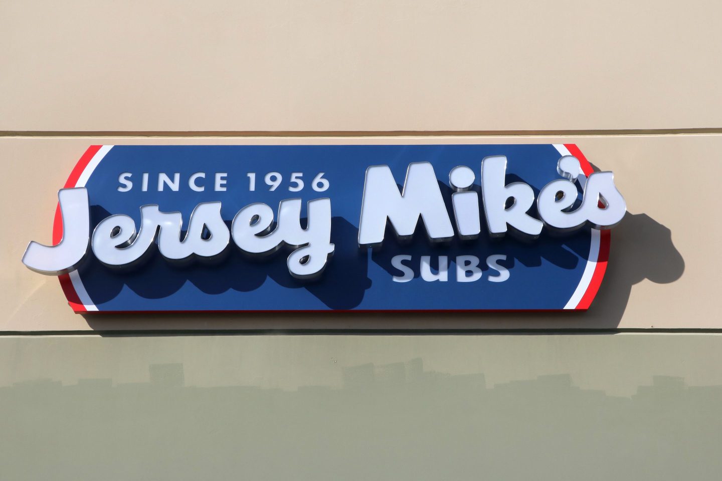 Jersey Mike's logo.