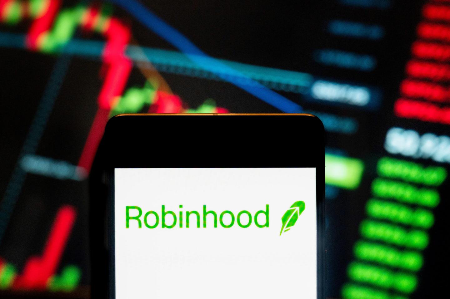 Why Robinhood is spending $300 million to buy a wealth management platform