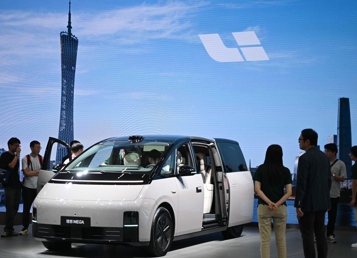 China EV makers bet on self-driving models to fend off Tesla