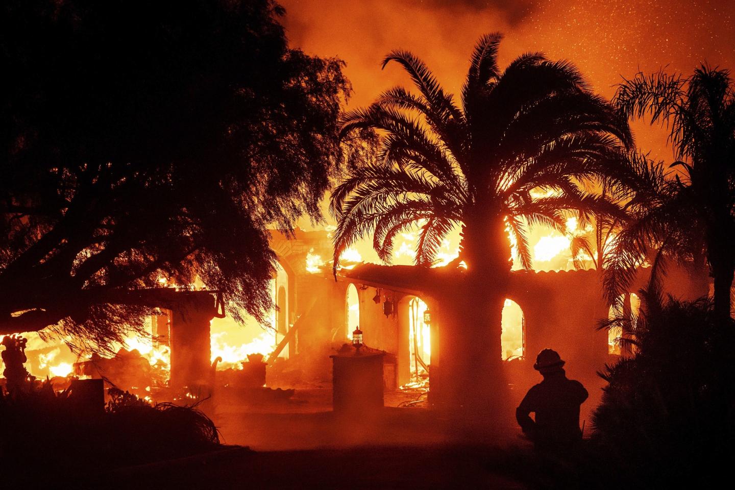 California will require home insurers to expand coverage in wildfire-prone areas after top carriers stopped offering new policies