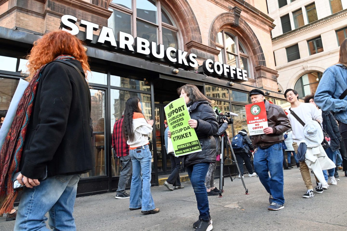 Starbucks workers striking