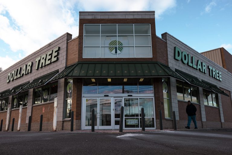 Dollar Tree warns tariffs might force it to increase prices—and stop ...
