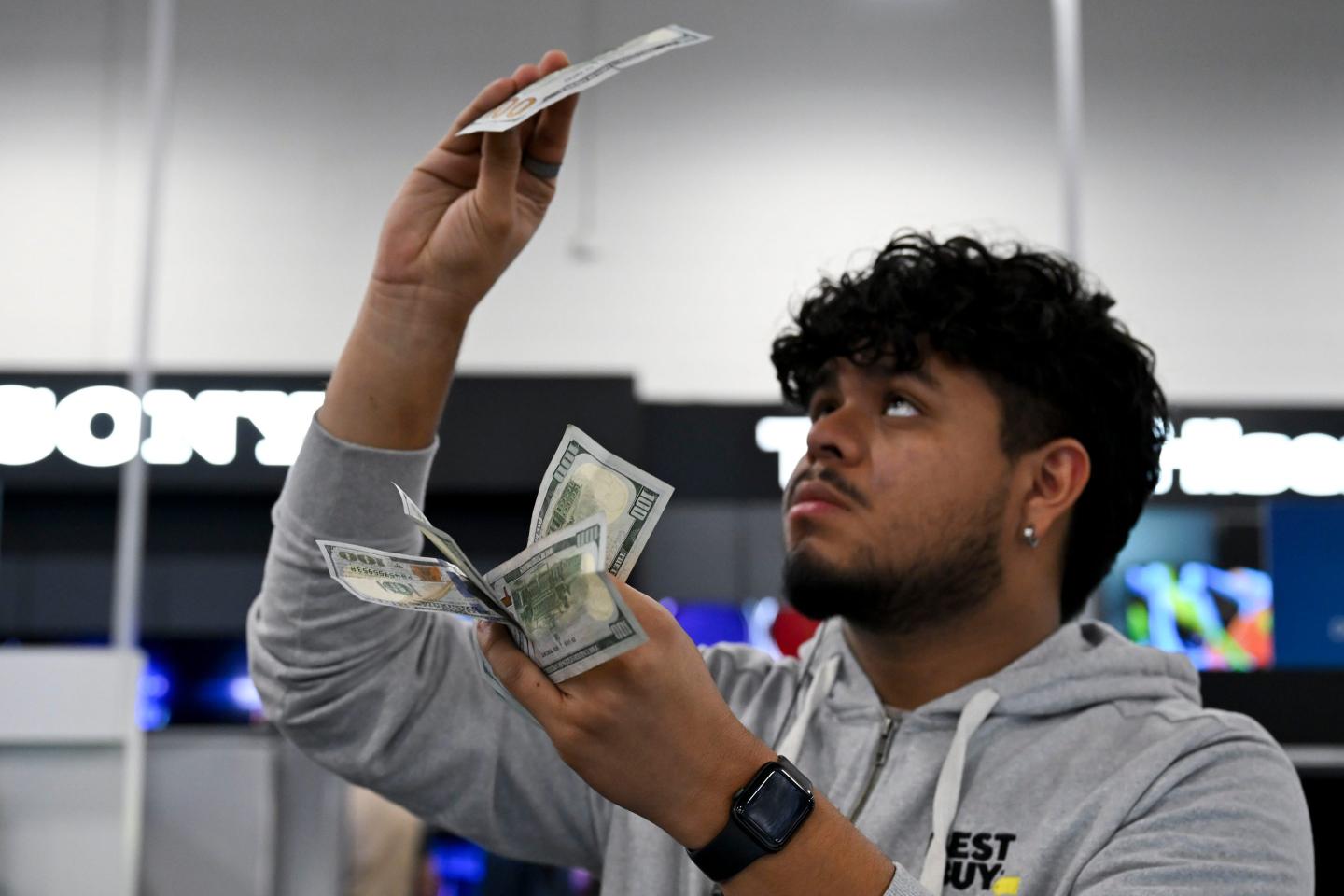 Bolt CEO: This holiday shopping season, retailers’ quiet revolution against credit card fees is getting louder