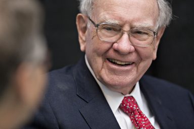 Warren Buffett’s secret to hiring great managers | Fortune