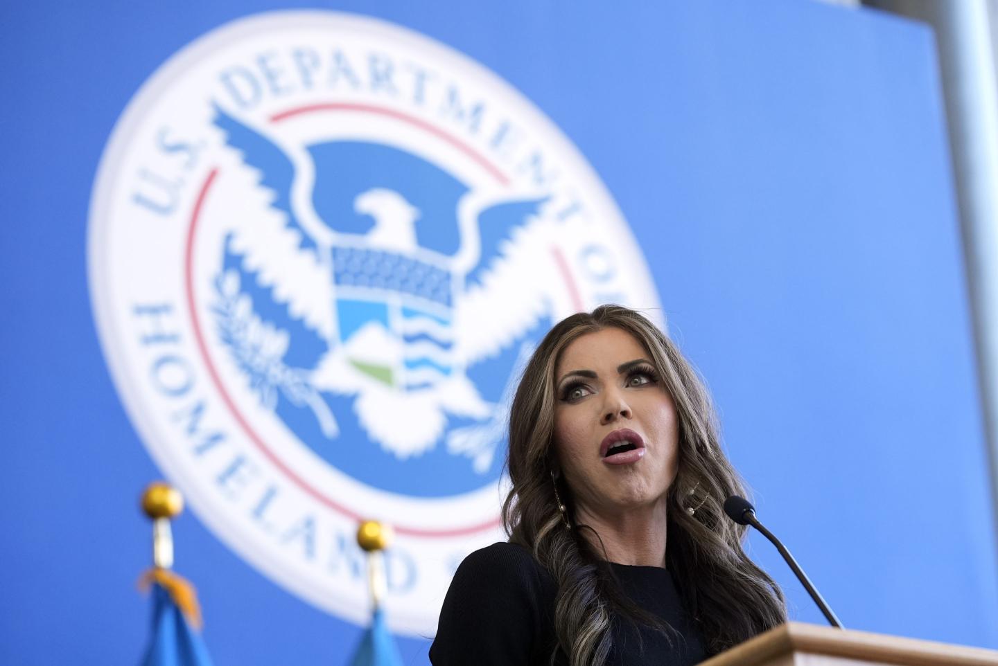 Homeland Security Secretary Kristi Noem joins federal agents to tout arrest of criminal alien ‘dirtbags’ in NYC