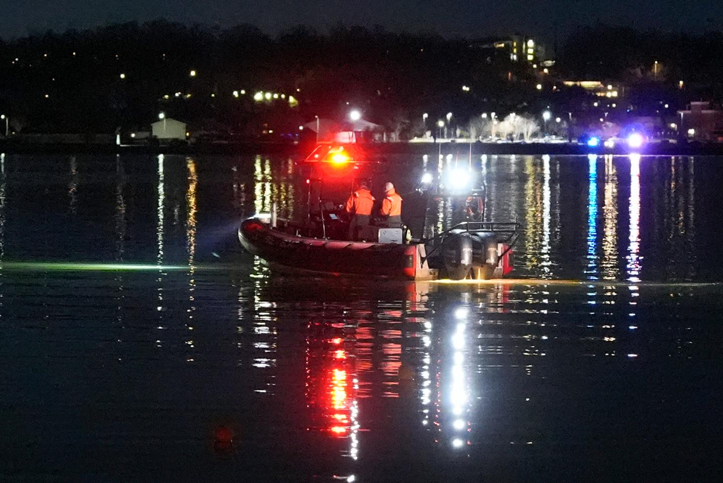 American Airlines jet carrying 64 crashes after colliding with Army helicopter near Washington D.C.