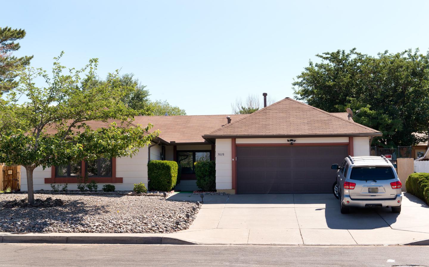 White residence in television series "Breaking Bad"