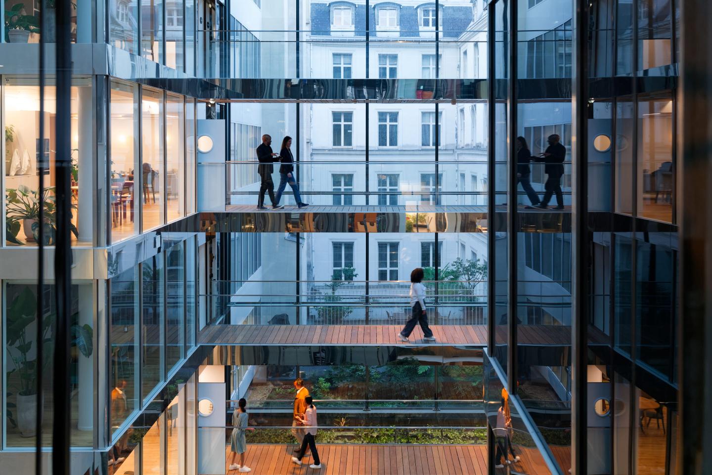 Nine million square meters of office space is vacant across France. Can ‘urban recycling’ make way for housing or leisure?