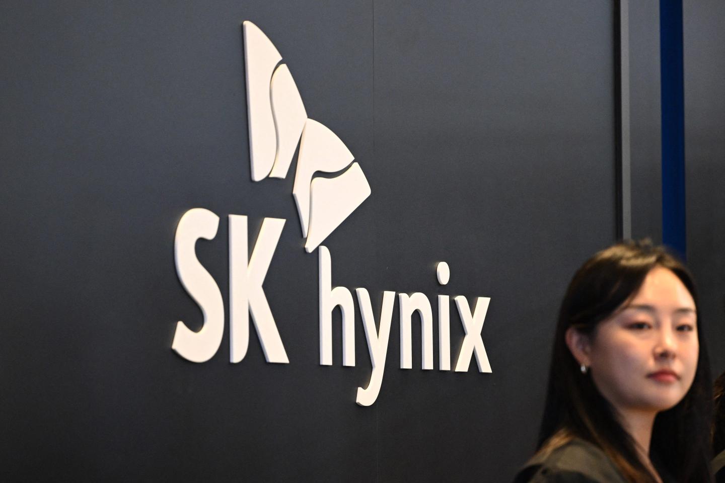 SK Hynix’s stock dips after profit misses lofty expectations