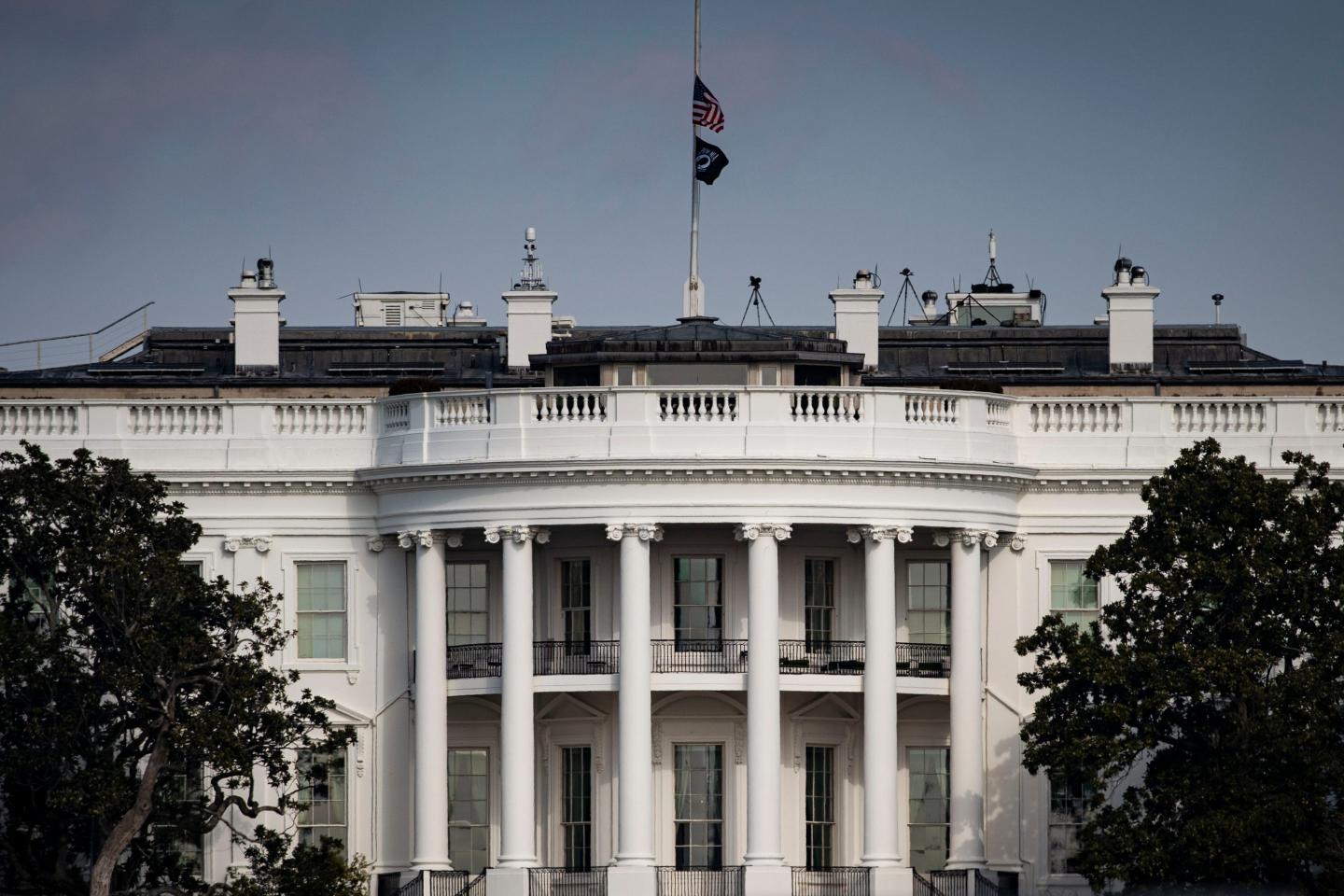 Photo of the exterior of the White House