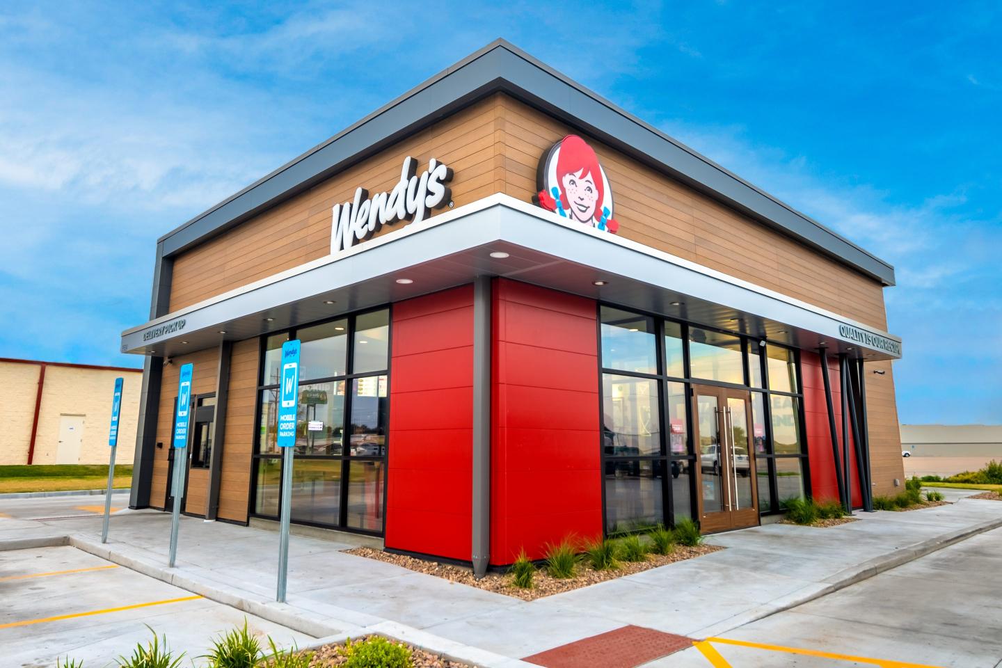 Wendy’s is teaming up with Girl Scouts to mash up its signature Frosty with Thin Mints cookies